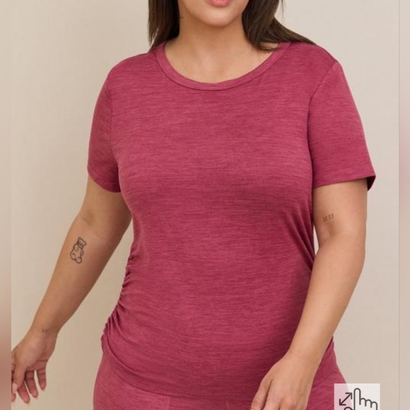 TORRID:BNWT, Soft Performance Jersey Short Sleeve Active Tee, Size:1, Dusty Rose - Picture 8 of 15